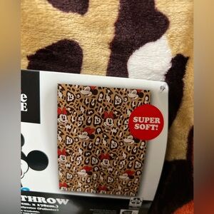 Disney Minnie Mouse Cheetah Blanket